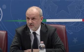 Conferenza stampa sull'approvazione del decreto tariffe