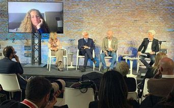 Valeria Sansone (in video), Elena Meli, Giorgio Calabrese, Davide Rafanelli e Ron all'evento di AISLA