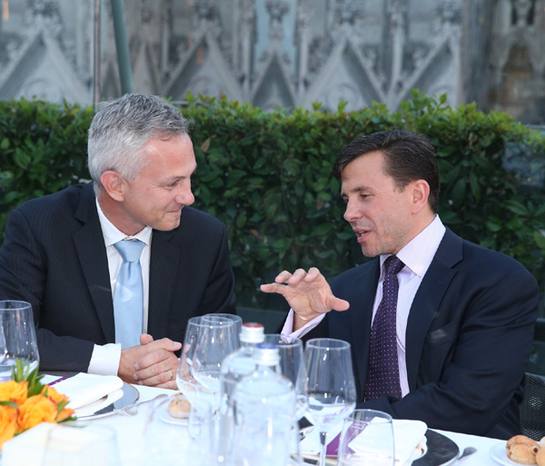 John Crowley, fondatore di Amicus Therapeutics (a destra) e Marco Totis, General Manager di Amicus in Italia (a sinistra)